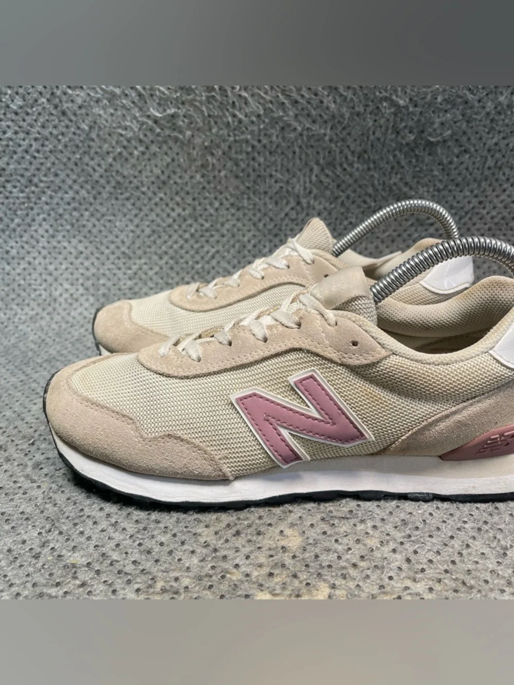 New Balance 515 Suede Running Shoes Size 8 Women’s